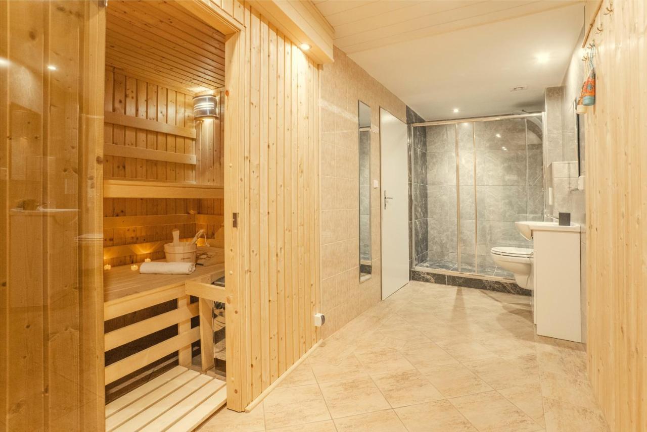 Wellness Studio! Finnish Sauna, Whirlpool, Gym & More! Prag Eksteriør billede