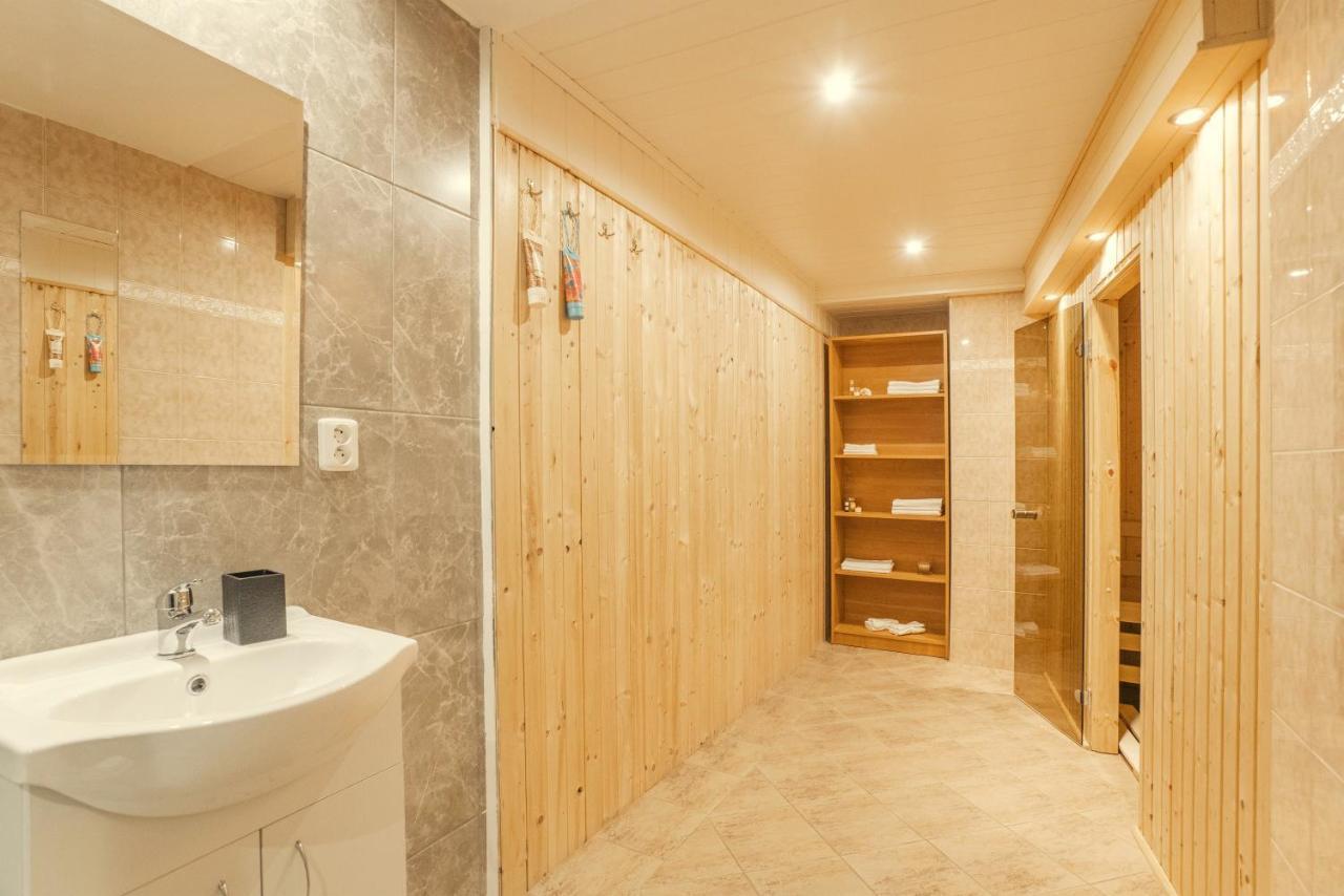 Wellness Studio! Finnish Sauna, Whirlpool, Gym & More! Prag Eksteriør billede